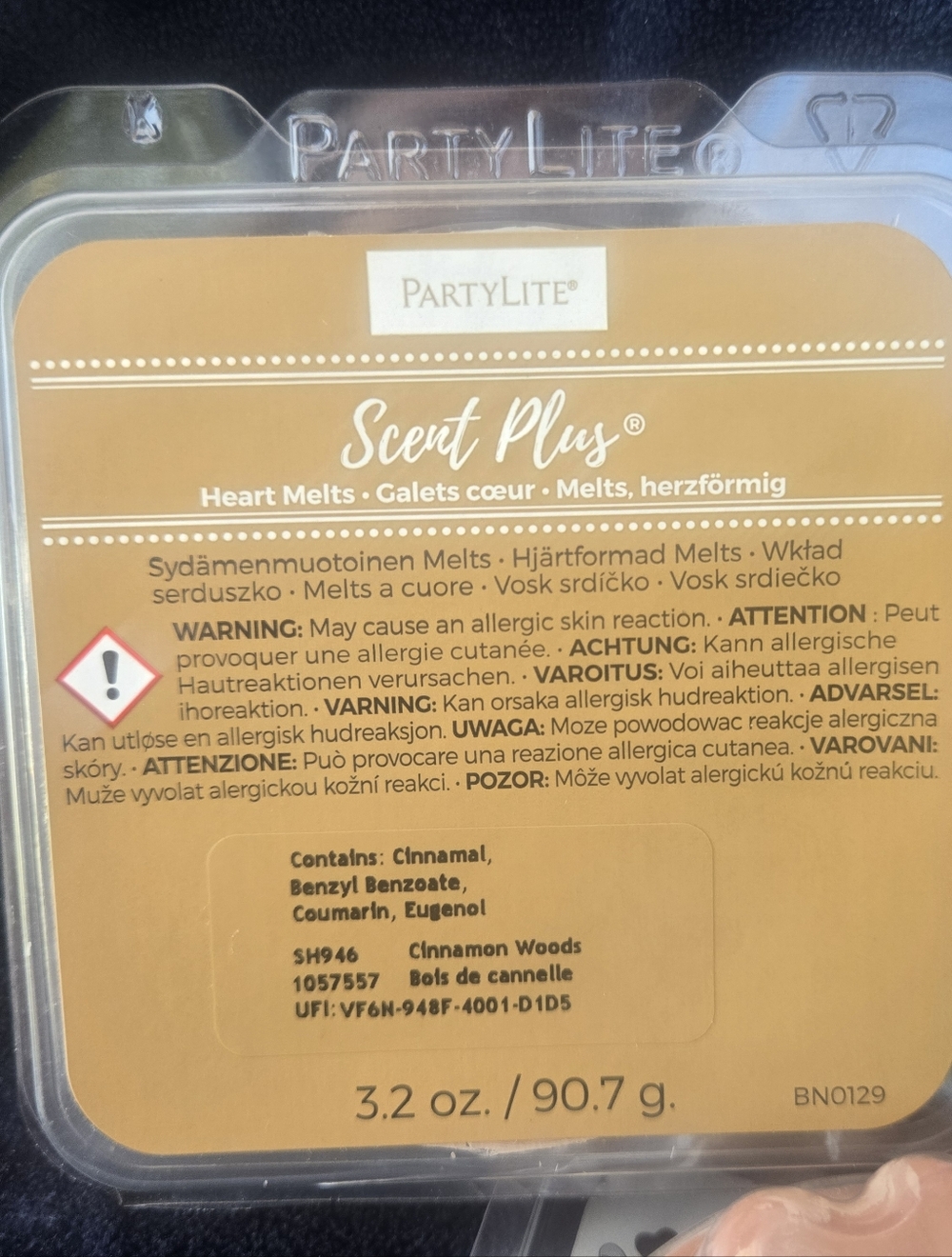 PartyLite Scent Plus Heart Melts - 3 Pack Cinnamon Woods - Picture 2 of 2